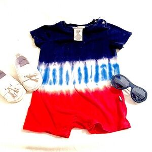 Patriotic outfit for your baby size 3-6 months by Tommy Bahama & Babiator!